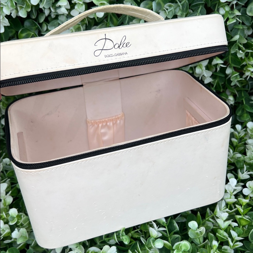 Dolce & Gabbana Makeup Zip Around Travel Case